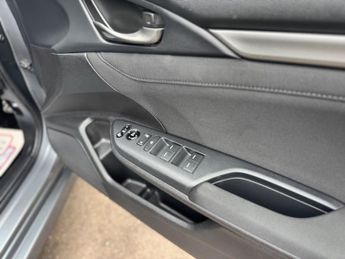 Honda Civic 1.6 i-DTEC SR Auto Euro 6 (s/s) 5dr