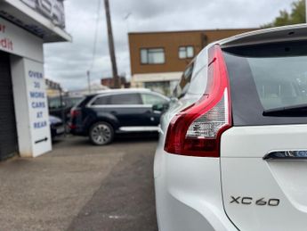 Volvo XC60 2.0 D4 SE Nav Auto Euro 6 (s/s) 5dr