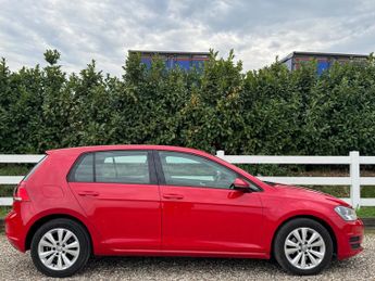 Volkswagen Golf 2.0 TDI BlueMotion Tech SE DSG Euro 5 (s/s) 5dr