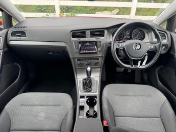 Volkswagen Golf 2.0 TDI BlueMotion Tech SE DSG Euro 5 (s/s) 5dr