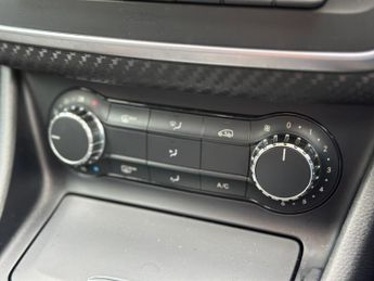 Mercedes-Benz A Class 1.6 A200 AMG Sport 7G-DCT Euro 6 (s/s) 5dr