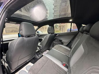 Volkswagen ID.5 Pro Performance 77kWh Tech Auto 5dr