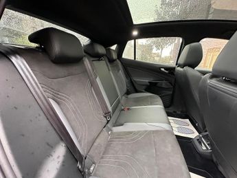 Volkswagen ID.5 Pro Performance 77kWh Tech Auto 5dr