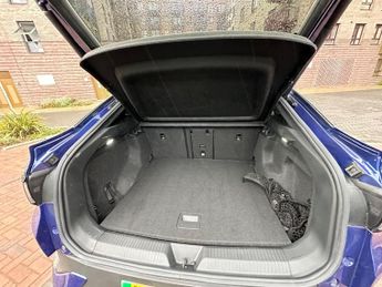 Volkswagen ID.5 Pro Performance 77kWh Tech Auto 5dr