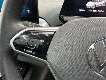Volkswagen ID.5 Pro Performance 77kWh Tech Auto 5dr