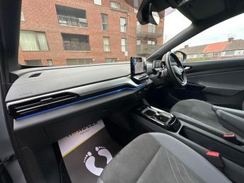 Volkswagen ID.4 Pro 77kWh Style Edition Auto 5dr