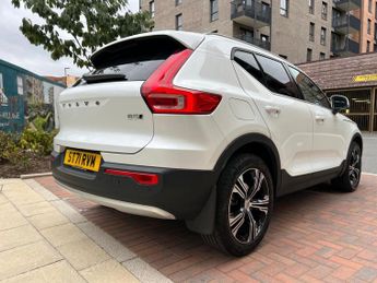 Volvo XC40 2.0 B5 MHEV Inscription Pro Auto AWD Euro 6 (s/s) 5dr