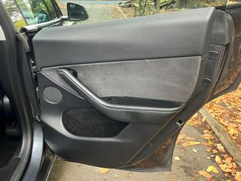 Tesla Model Y (Dual Motor) Long Range Auto 4WDE 5dr