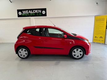 Toyota AYGO 1.0 VVT-i x-play x-shift Euro 5 5dr Euro 5