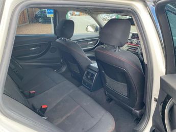 BMW 3 Series 2.0 320d Sport Touring Auto Euro 5 (s/s) 5dr