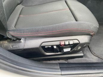 BMW 3 Series 2.0 320d Sport Touring Auto Euro 5 (s/s) 5dr