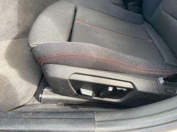 BMW 3 Series 2.0 320d Sport Touring Auto Euro 5 (s/s) 5dr