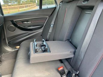 BMW 3 Series 2.0 320d Sport Touring Auto Euro 5 (s/s) 5dr