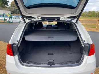 BMW 3 Series 2.0 320d Sport Touring Auto Euro 5 (s/s) 5dr