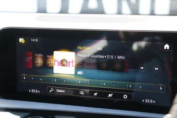 Mercedes-Benz CLA 1.3 CLA200 AMG Line Coupe 7G-DCT Euro 6 (s/s) 4dr