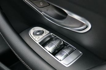 Mercedes-Benz E Class 2.0 E220d AMG Line (Premium Plus) Coupe 2dr Diesel G-Tronic+ Eur