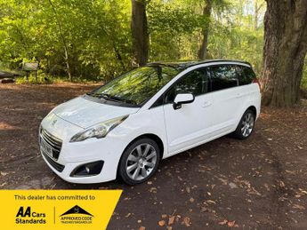 Peugeot 5008 1.6 HDi Allure Euro 5 5dr