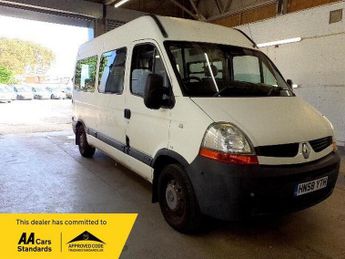 Renault Master 2.5 TD dCi 33 FWD L2 H2 4dr