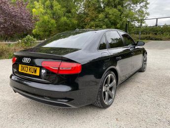 Audi A4 2.0 TDI Black Edition Multitronic Euro 5 (s/s) 4dr