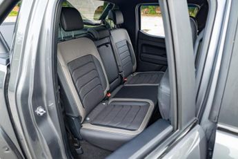 Volkswagen Amarok 2.0 TDI Style Auto 4Motion Euro 6 (s/s) 4dr