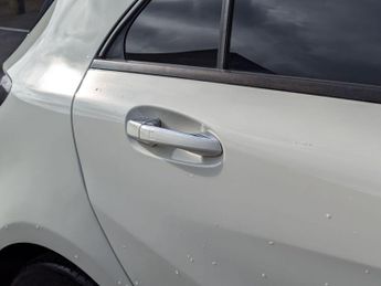 Mercedes-Benz A Class 1.5 A180d AMG Line (Premium Plus) 7G-DCT Euro 6 (s/s) 5dr