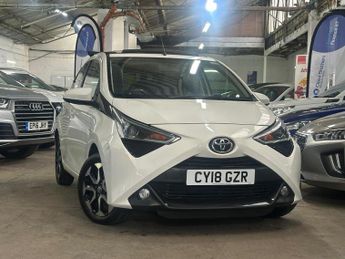 Toyota AYGO 1.0 VVT-i x-plore Hatchback 5dr Petrol Manual Euro 6 (71 ps)