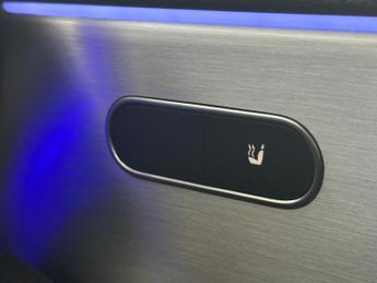 Mercedes-Benz CLA 1.3 CLA250e 15.6kWh AMG Line (Premium) Coupe 8G-DCT Euro 6 (s/s)