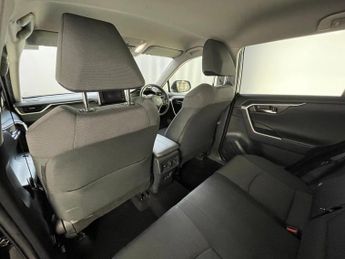 Toyota RAV4 2.5 VVT-h Design CVT Euro 6 (s/s) 5dr