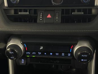 Toyota RAV4 2.5 VVT-h Design CVT Euro 6 (s/s) 5dr