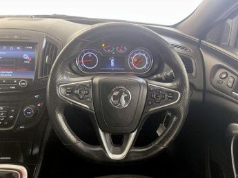 Vauxhall Insignia 1.6 CDTi SRi VX Line Nav Hatchback 5dr Diesel Manual Euro 6 (s/s