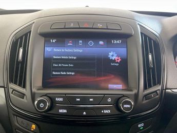 Vauxhall Insignia 1.6 CDTi SRi VX Line Nav Hatchback 5dr Diesel Manual Euro 6 (s/s