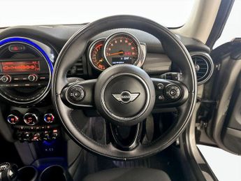 MINI Hatch 1.5 Cooper Euro 6 (s/s) 3dr