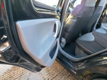 Toyota AYGO 1.0 VVT-i Black MultiMode Euro 4 5dr (AC)
