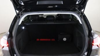 MG MG5 61.1kWh Trophy Long Range Auto 5dr