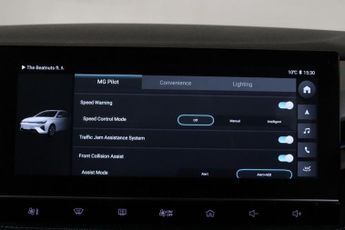 MG MG5 61.1kWh Trophy Long Range Auto 5dr