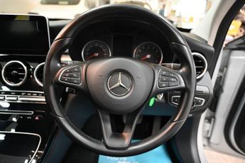 MERCEDES-BENZ C-CLASS 2.0 C200 SE Executive Edition Saloon 4dr Petrol 7G-Tronic+ Euro 