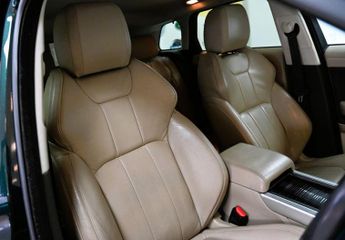 LAND ROVER RANGE ROVER EVOQUE 2.0 TD4 SE Tech SUV 5dr Diesel Auto 4WD Euro 6 (s/s) (180 ps) +F