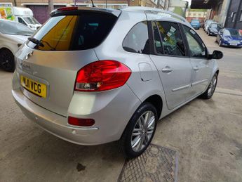 Renault Clio 1.6 VVT GT Line TomTom Sport Tourer Auto Euro 5 5dr