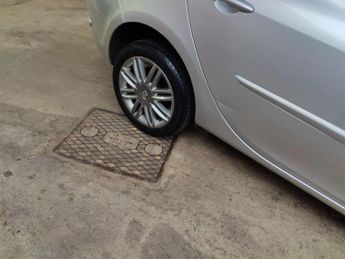 Renault Clio 1.6 VVT GT Line TomTom Sport Tourer Auto Euro 5 5dr