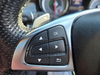 Mercedes-Benz GLA 2.1 GLA220d AMG Line (Premium Plus) 7G-DCT 4MATIC Euro 6 (s/s) 5