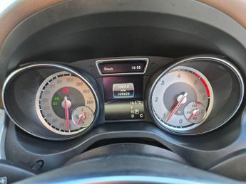 Mercedes-Benz GLA 2.1 GLA220d AMG Line (Premium Plus) 7G-DCT 4MATIC Euro 6 (s/s) 5