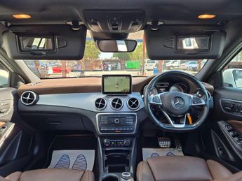 Mercedes-Benz GLA 2.1 GLA220d AMG Line (Premium Plus) 7G-DCT 4MATIC Euro 6 (s/s) 5