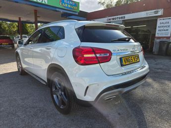 Mercedes-Benz GLA 2.1 GLA220d AMG Line (Premium Plus) 7G-DCT 4MATIC Euro 6 (s/s) 5