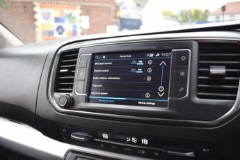 Peugeot Traveller 2.0 BlueHDi Allure Standard MPV EAT8 MWB Euro 6 (s/s) 5dr