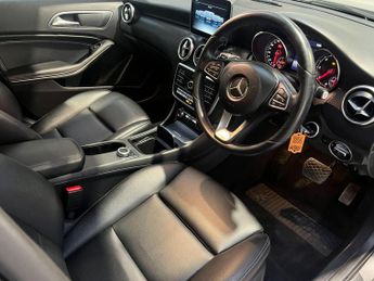 Mercedes-Benz A Class 1.5 A180d Sport (Premium) 7G-DCT Euro 6 (s/s) 5dr