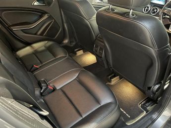 Mercedes-Benz A Class 1.5 A180d Sport (Premium) 7G-DCT Euro 6 (s/s) 5dr