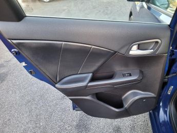 Honda Civic 1.8 i-VTEC EX Auto Euro 5 5dr