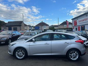 Ford Focus 1.6 Zetec Powershift Euro 6 5dr