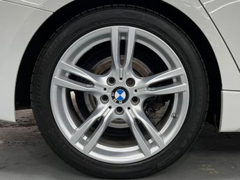 BMW 3 Series 2.0 330e 7.6kWh M Sport Auto Euro 6 (s/s) 4dr