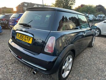 MINI Hatch 1.6 Cooper CVT Euro 4 3dr